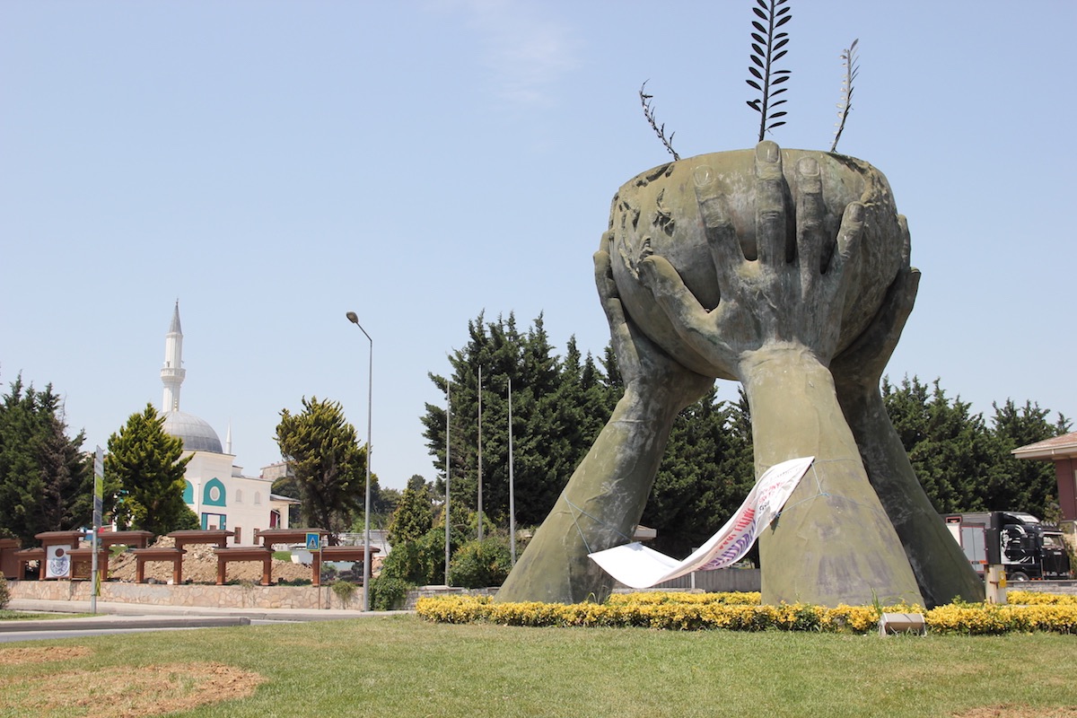 Скульптура Мир и культура в Зейтинбурну