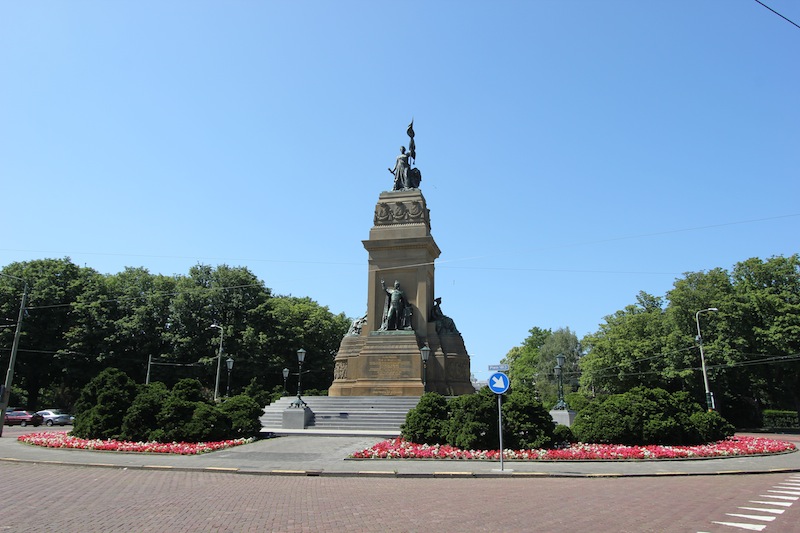 Национальный монумент 1813 в Гааге