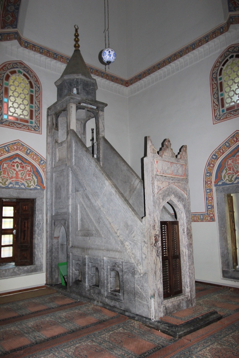 Интерьер мечети Куршунлу