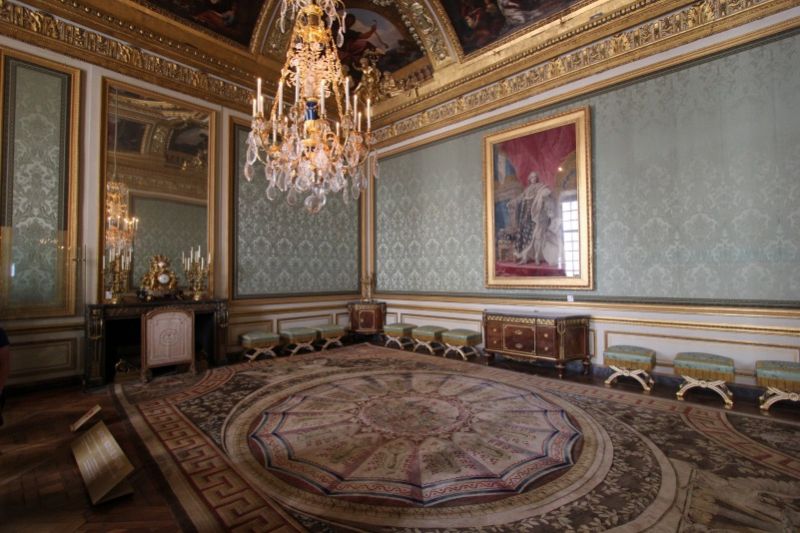 Дворянский салон в Версале