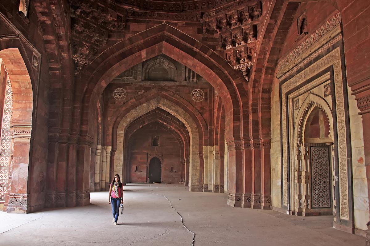 purana kila mosque1200x800