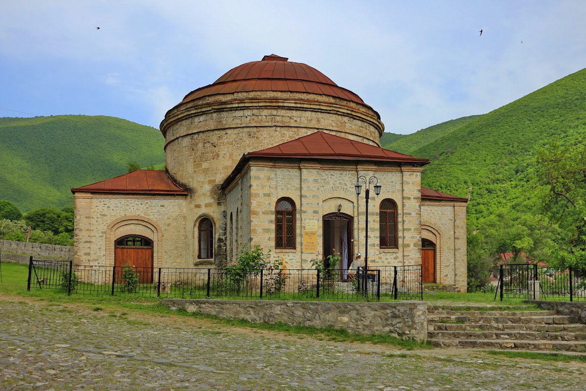 shaki church1200x800