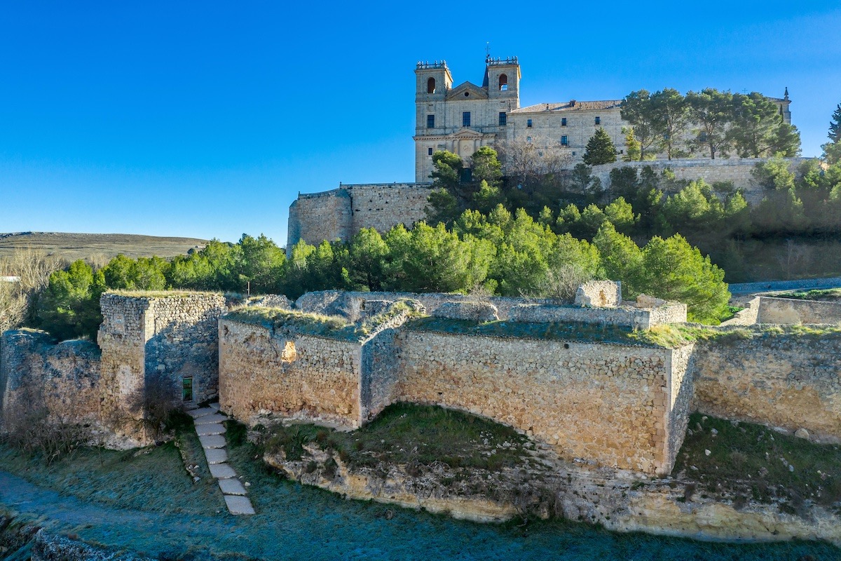 ucles castle1200x800