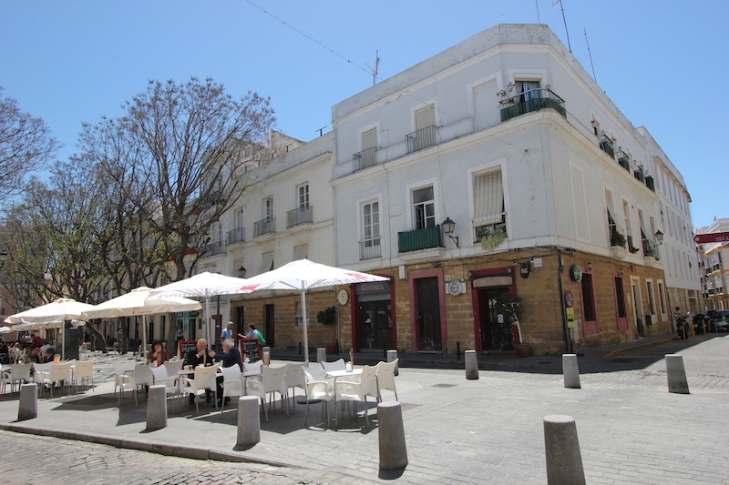 Площадь Ментидеро в Кадисе