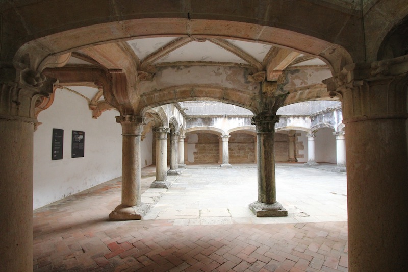 Claustro de Santa Barbara - Клуатр св. Варвары