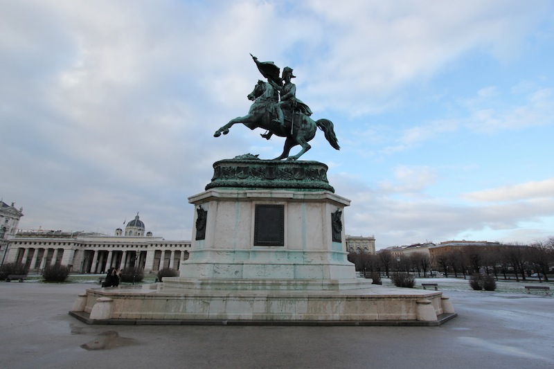 Конная статуя эрцгерцога Карла Великого